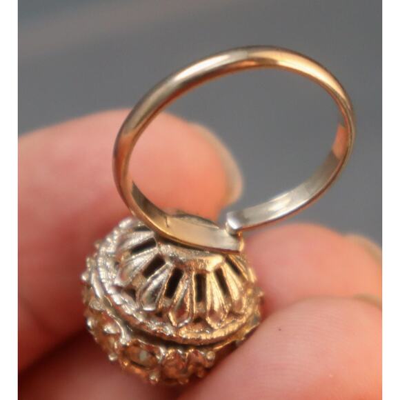 Vintage Rhinestone Ball Ring - Picture 3 of 5